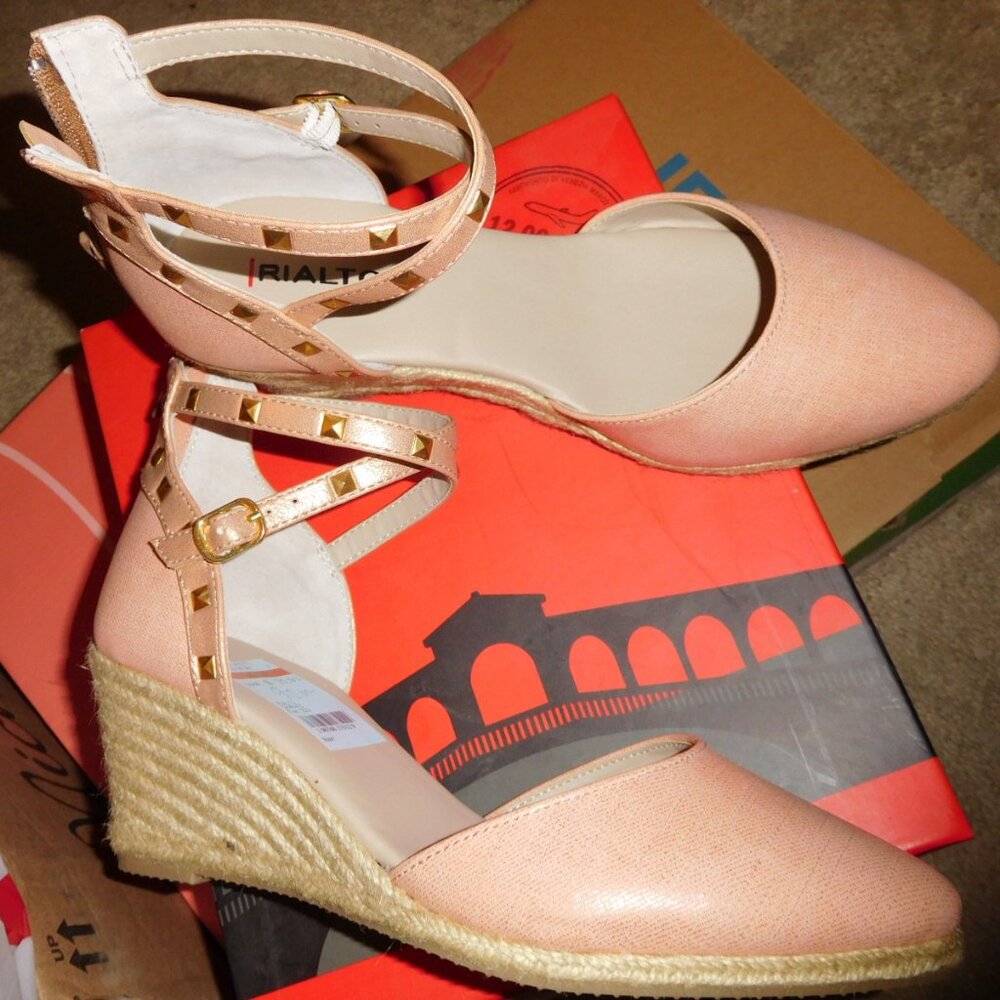 NEW 9.5M RIALTO CAMPARI DUSTY ROSE METALLIC WEDGE CLOSED TOE SHOES